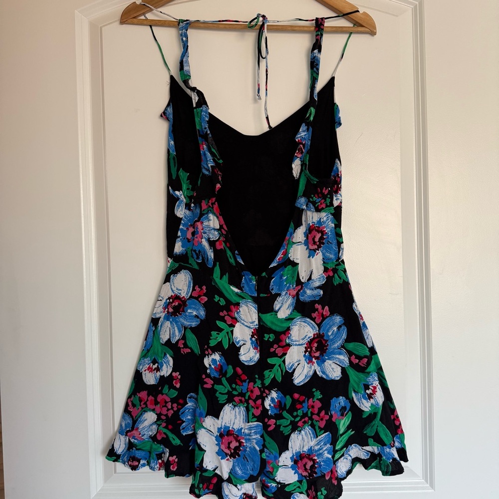 Valija Floral Print Women's Romper (medium) - Picture 5 of 12